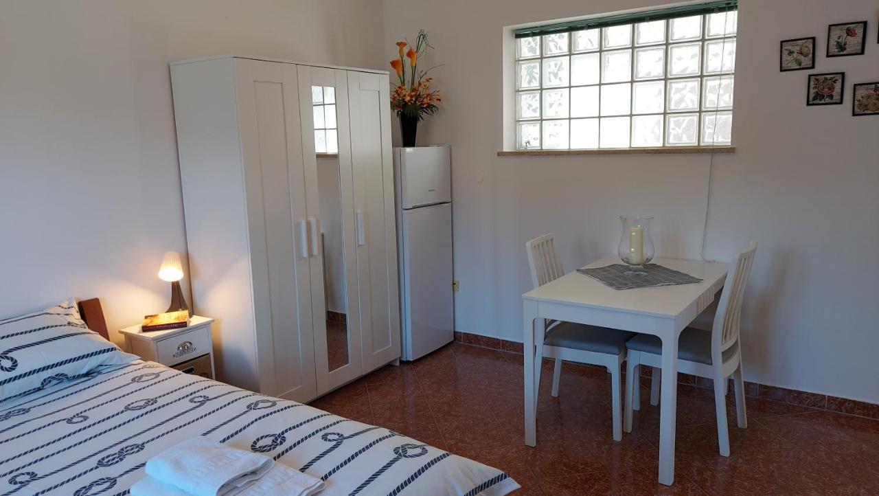 Soline Ada Appartement Pjescana Uvala Buitenkant foto