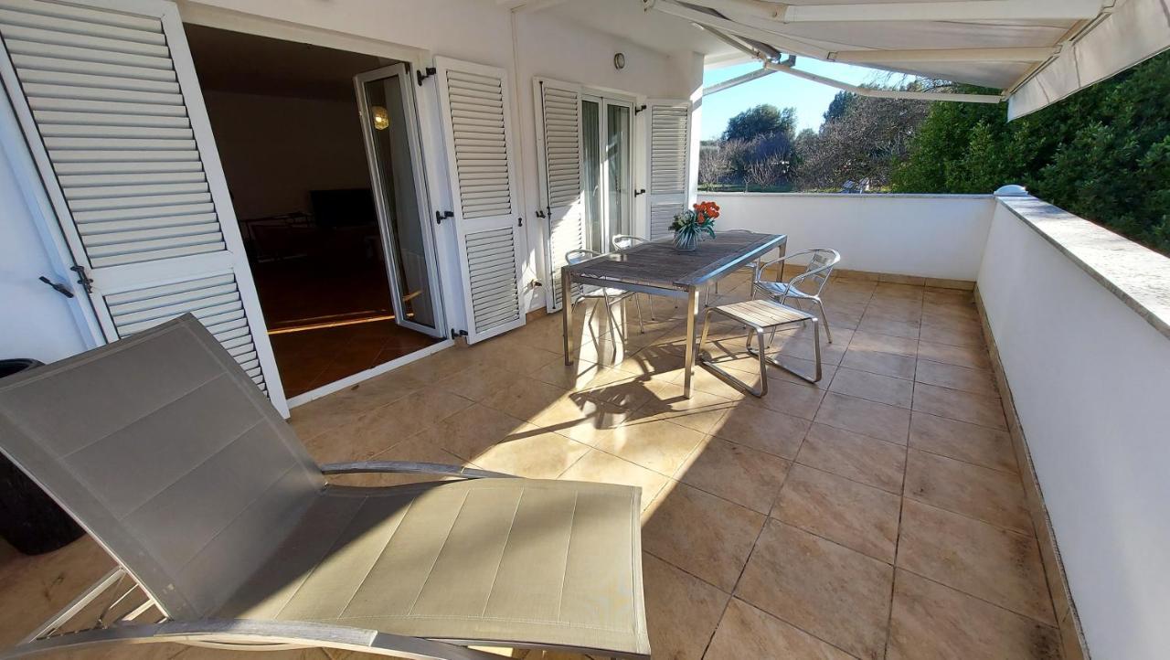 Soline Ada Appartement Pjescana Uvala Buitenkant foto