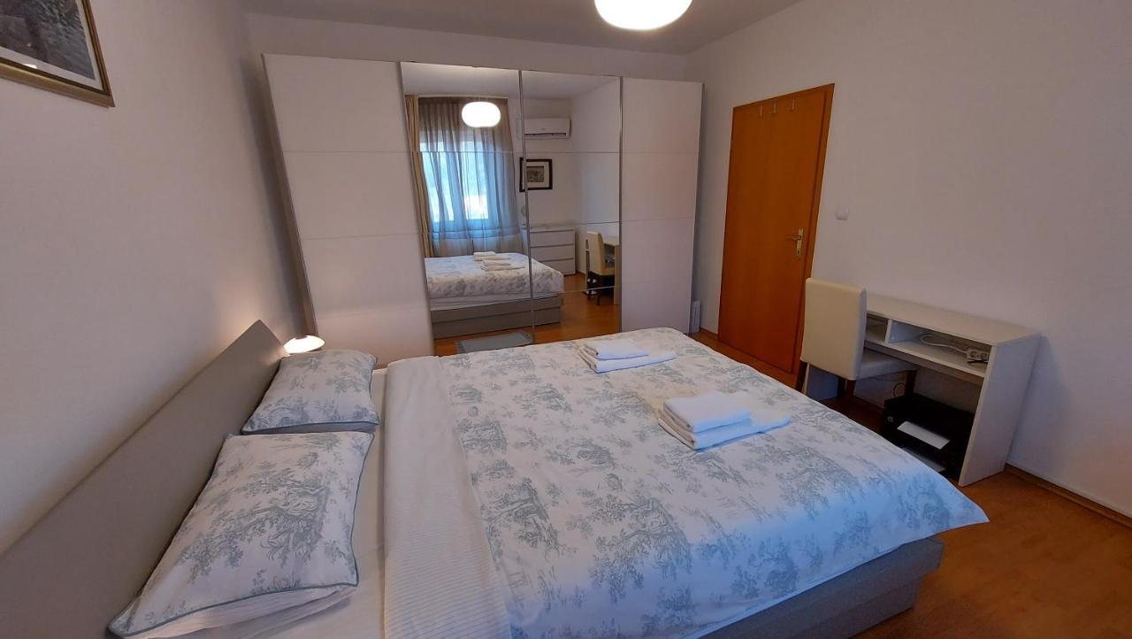 Soline Ada Appartement Pjescana Uvala Buitenkant foto