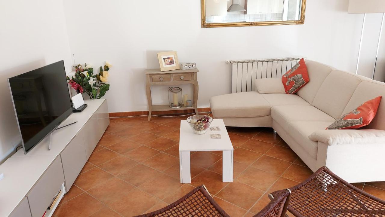 Soline Ada Appartement Pjescana Uvala Buitenkant foto